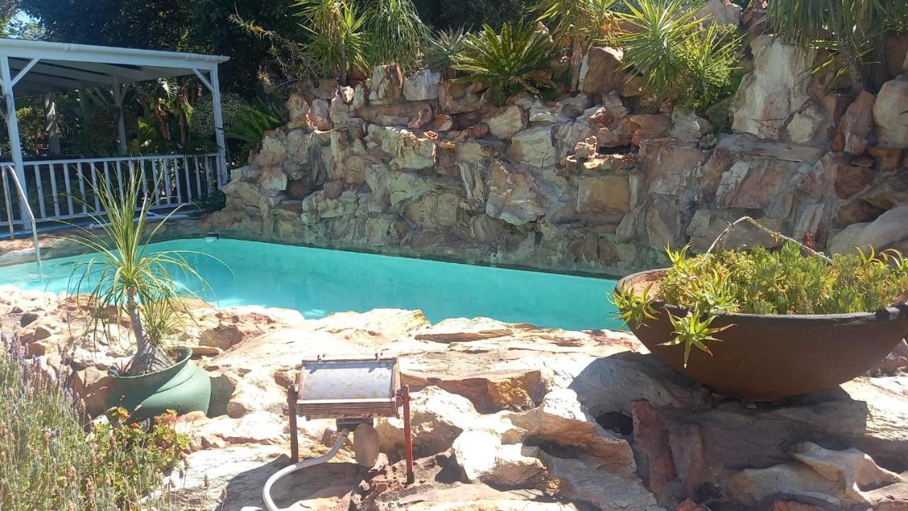 Best Little Guest House new name is Beit Shalom Guest House Oudtshoorn Exterior foto